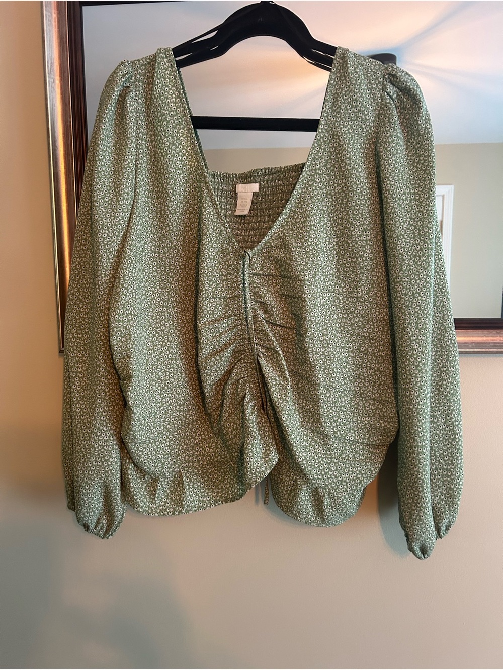 H&M Sage Green Floral Ruched V-Neck Blouse